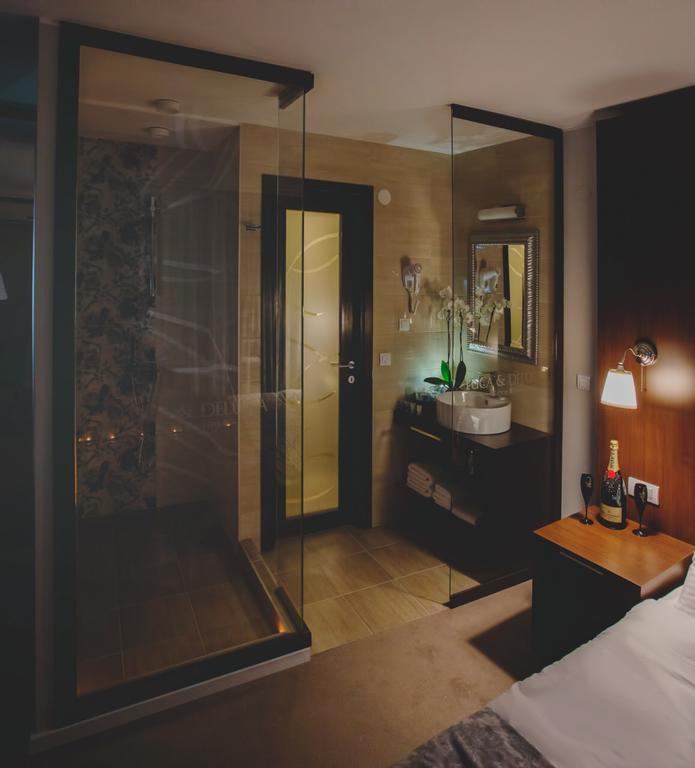 Luxury Rooms Luca And Deluca Белград Экстерьер фото