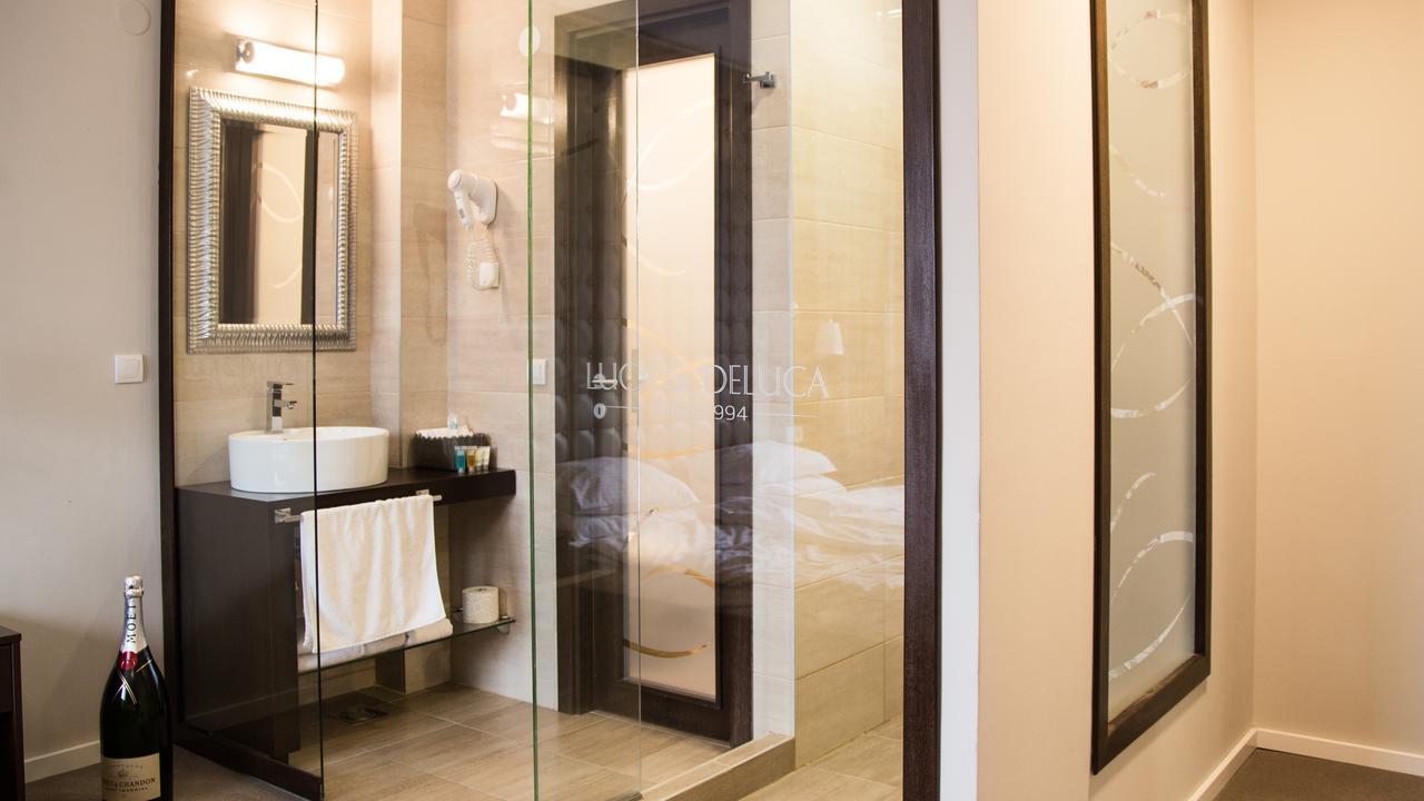 Luxury Rooms Luca And Deluca Белград Экстерьер фото